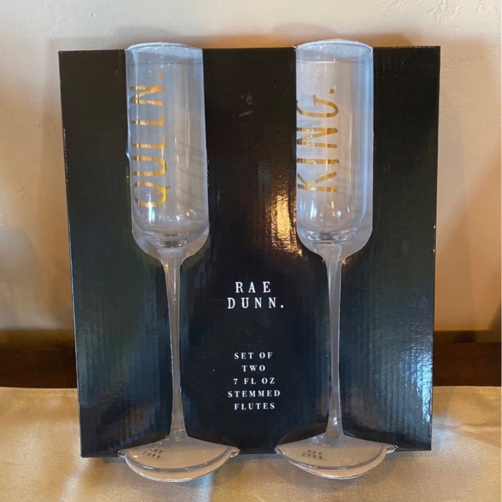Rae Dunn Stemmed Flutes